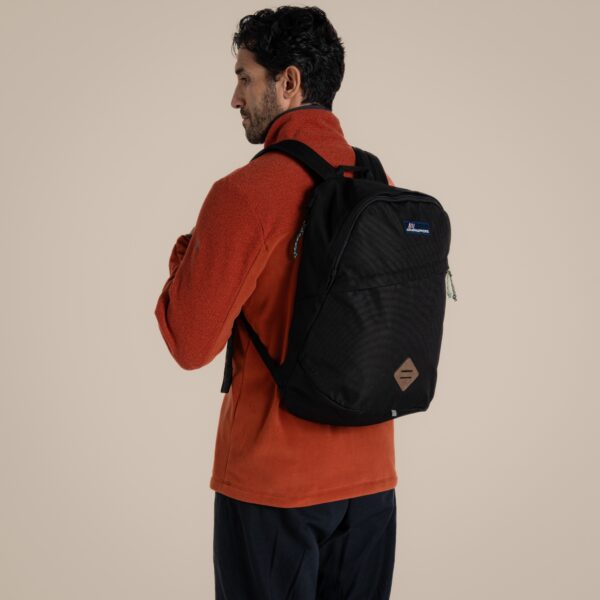 Craghoppers 22L Kiwi Classic Backpack II Black