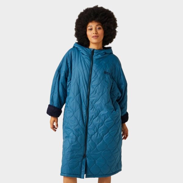 Regatta Waterproof Quilted Changing Robe - Blu, BLU