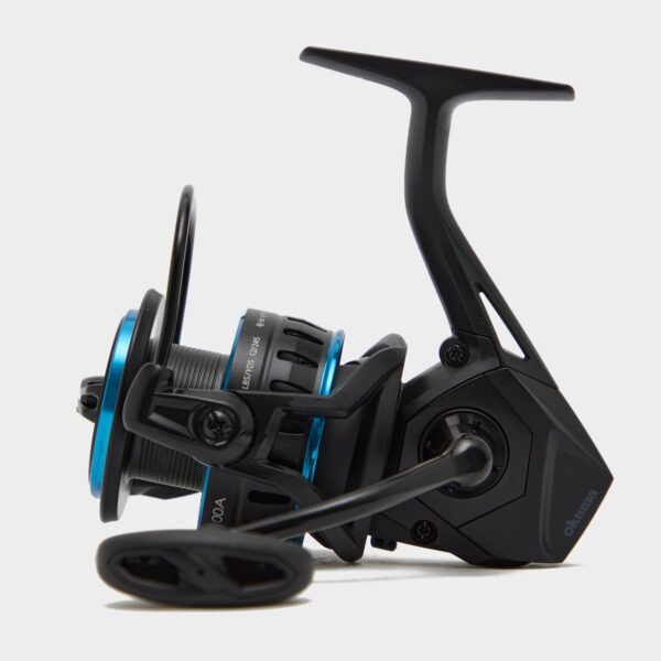 Okuma Invicta Feeder Reel, Black