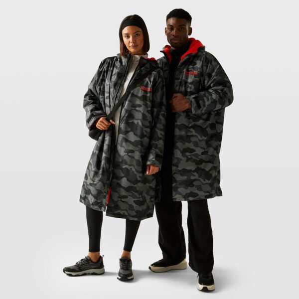 Regatta Waterproof Changing Robe - Camo, Camo