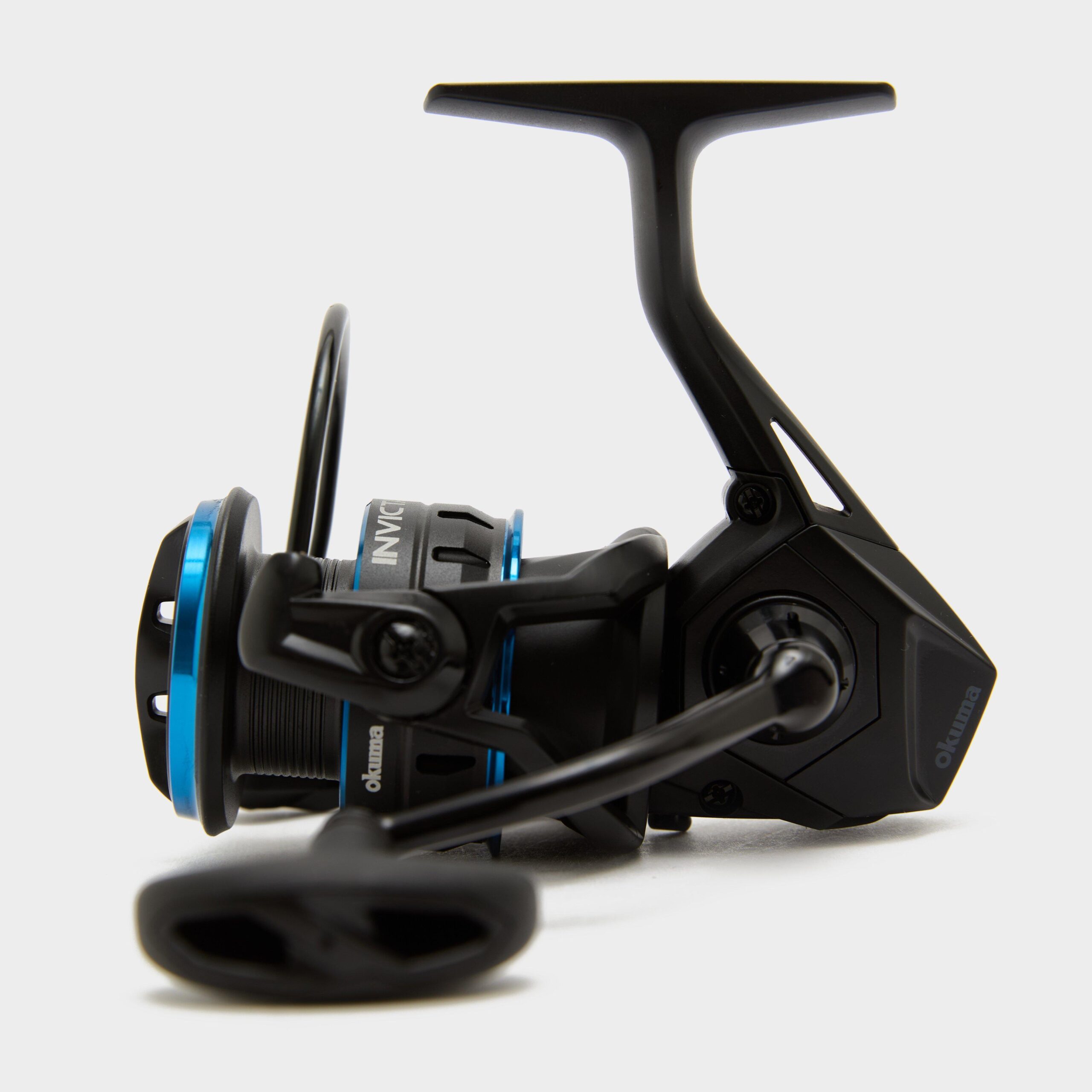 Okuma Invicta Feeder Reel 3000, Black