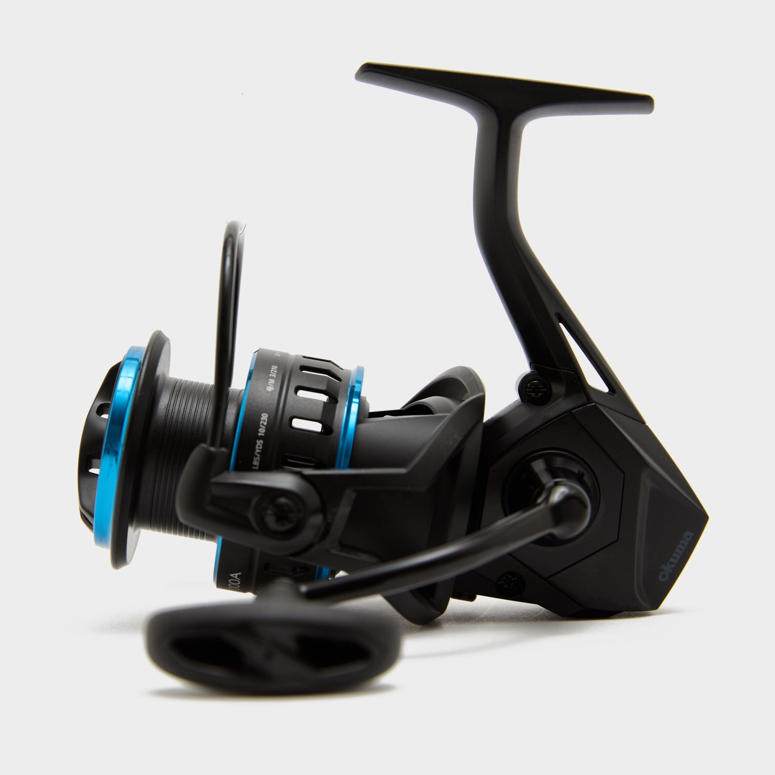 Okuma Invicta Feeder Reel 4000, Black