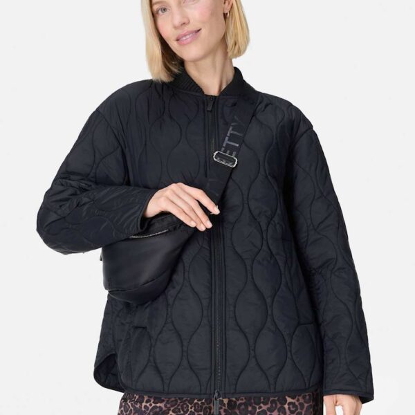 Sweaty Betty On The Move Lightweight Quilted Jacket Black